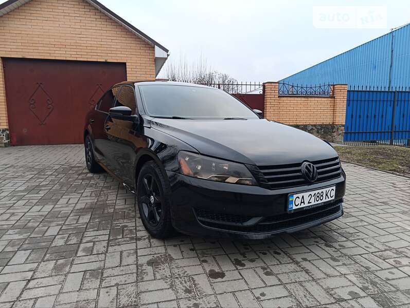 Седан Volkswagen Passat 2013 в Черкасах