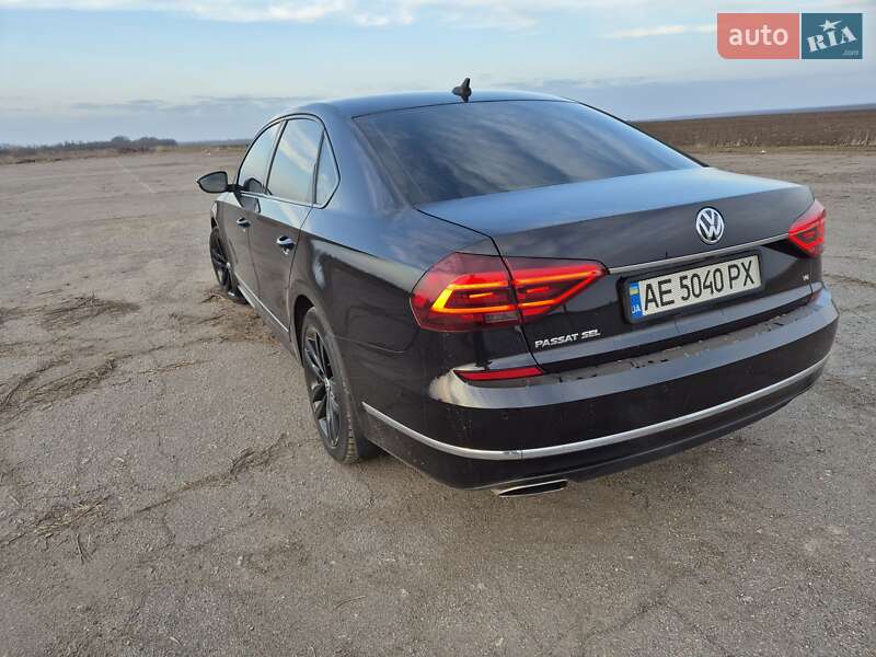 Седан Volkswagen Passat 2017 в Петрове
