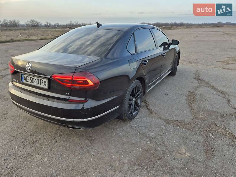 Седан Volkswagen Passat 2017 в Петрове