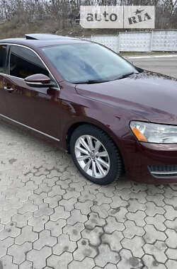 Седан Volkswagen Passat 2012 в Киеве