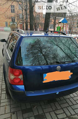 Универсал Volkswagen Passat 2003 в Сумах