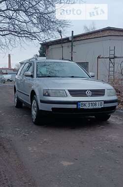 Универсал Volkswagen Passat 1998 в Бродах