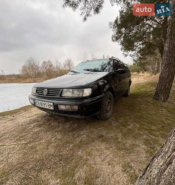 Универсал Volkswagen Passat 1994 в 
