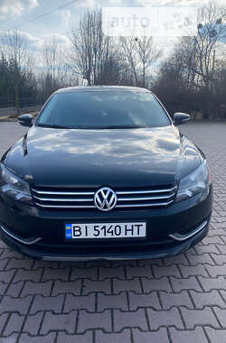 Седан Volkswagen Passat 2013 в Миргороді