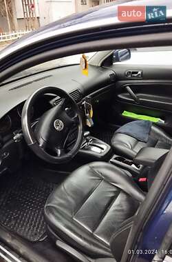 Седан Volkswagen Passat 2003 в 