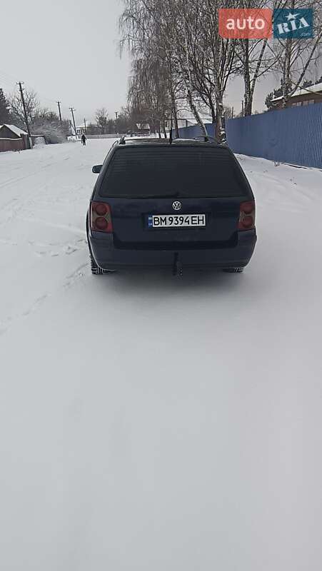 Универсал Volkswagen Passat 2001 в Котельве