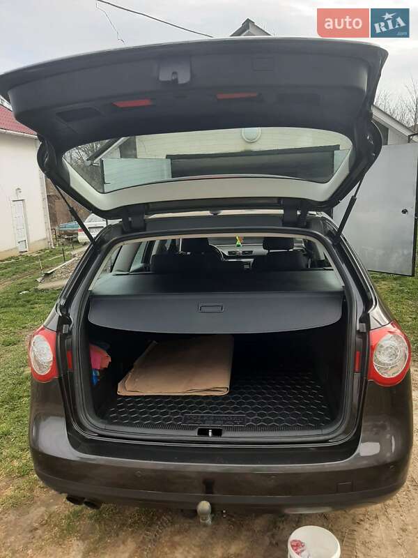 Универсал Volkswagen Passat 2009 в Кицмани