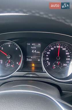 Универсал Volkswagen Passat 2015 в Виннице