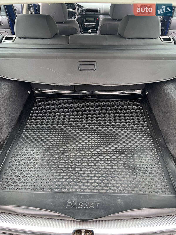 Универсал Volkswagen Passat 2004 в Львове фото 15 Универсал Volkswagen Passat 2004 в Львове