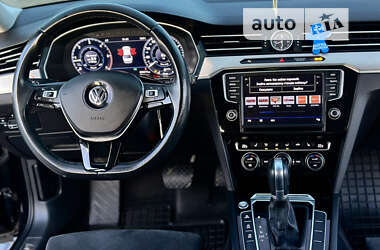 Седан Volkswagen Passat 2017 в Береговому