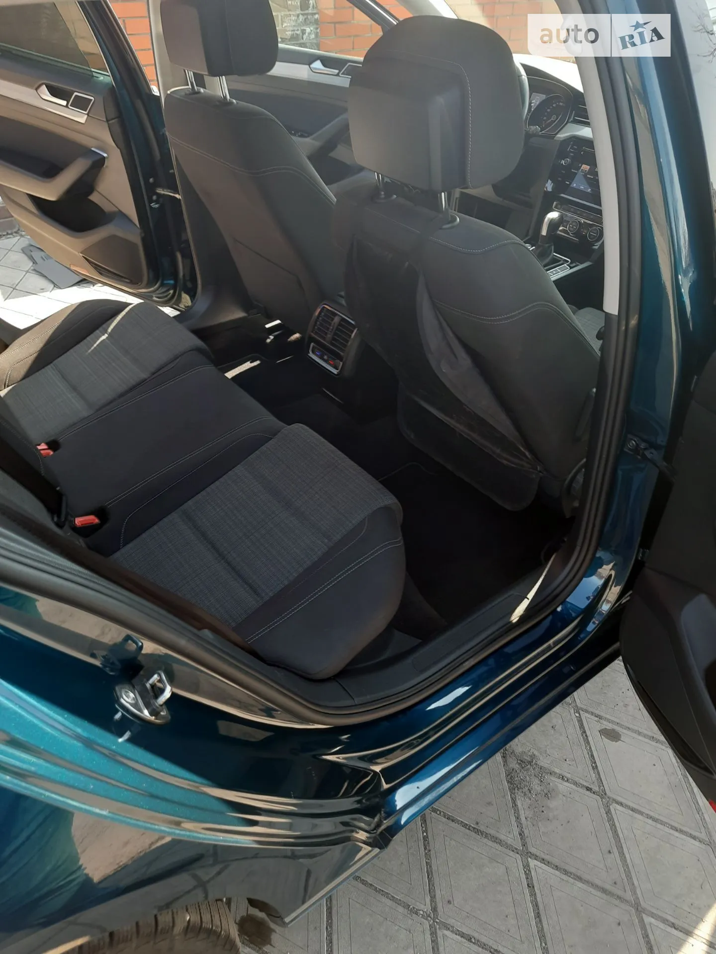 2019 Volkswagen Passat - мініатюра 21