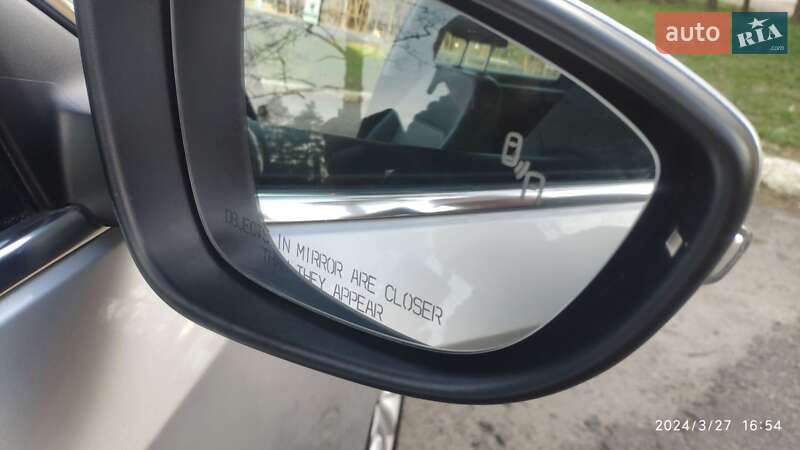 Седан Volkswagen Passat 2016 в Луцке