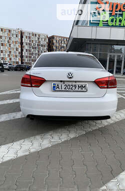 Седан Volkswagen Passat 2011 в Вишневому
