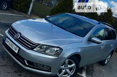 Універсал Volkswagen Passat 2011 в Києві