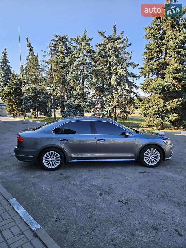 Седан Volkswagen Passat 2016 в Павлограде