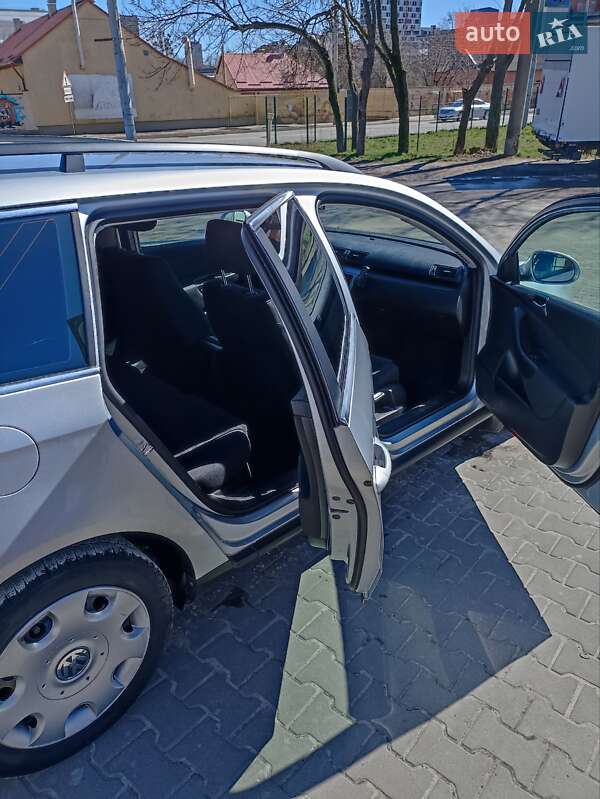 Универсал Volkswagen Passat 2005 в Львове