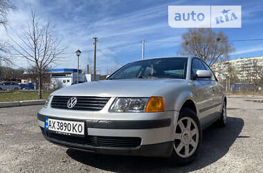 Седан Volkswagen Passat 1997 в Полтаві