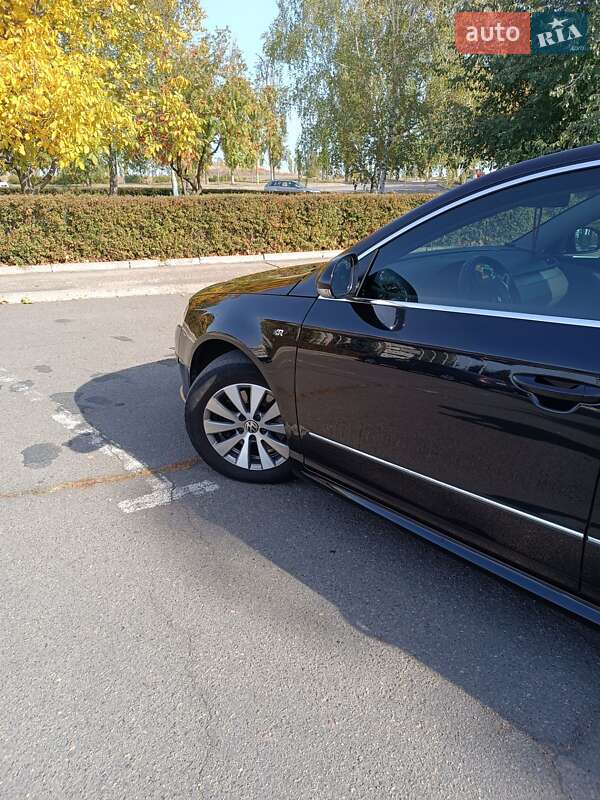 Седан Volkswagen Passat 2010 в Южноукраинске