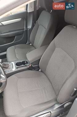 Универсал Volkswagen Passat 2011 в 
