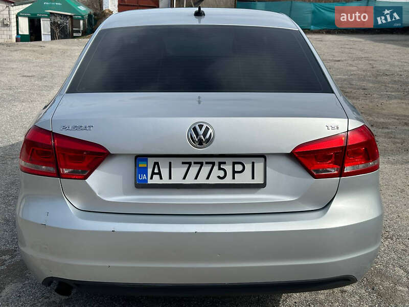 Седан Volkswagen Passat 2015 в Ржищеві