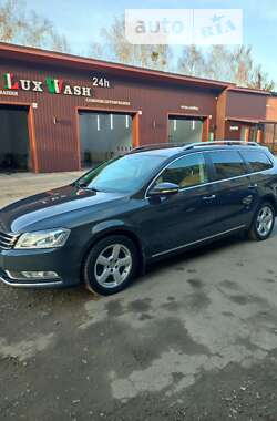 Универсал Volkswagen Passat 2012 в Корце