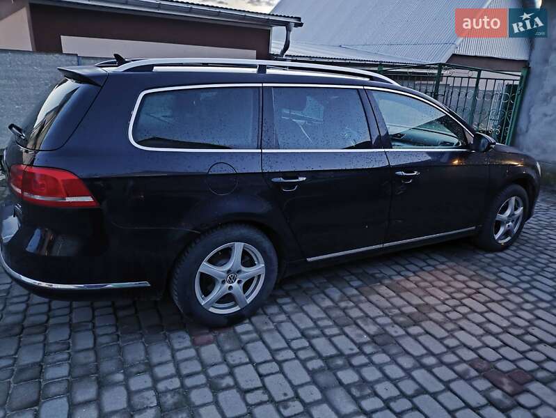 Универсал Volkswagen Passat 2012 в Подволочиске