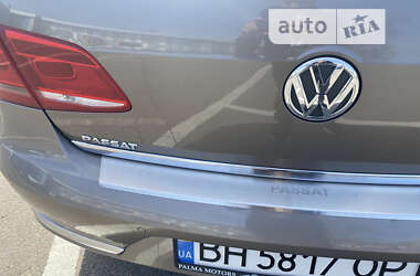 Седан Volkswagen Passat 2011 в Одесі