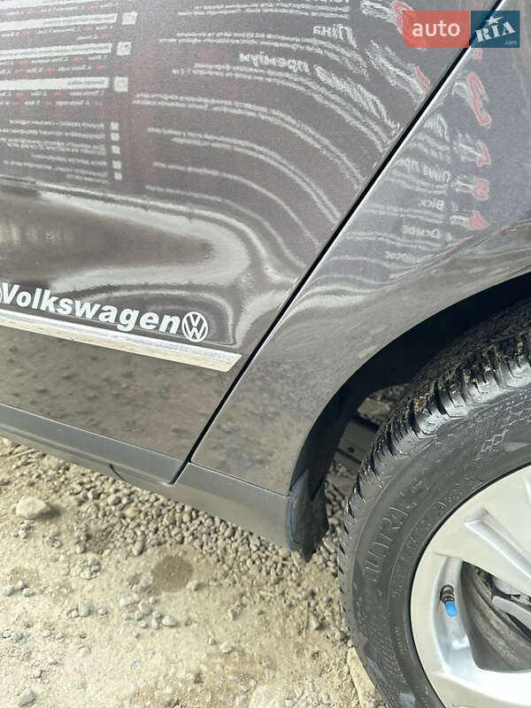 Универсал Volkswagen Passat 2009 в Новой Ушице