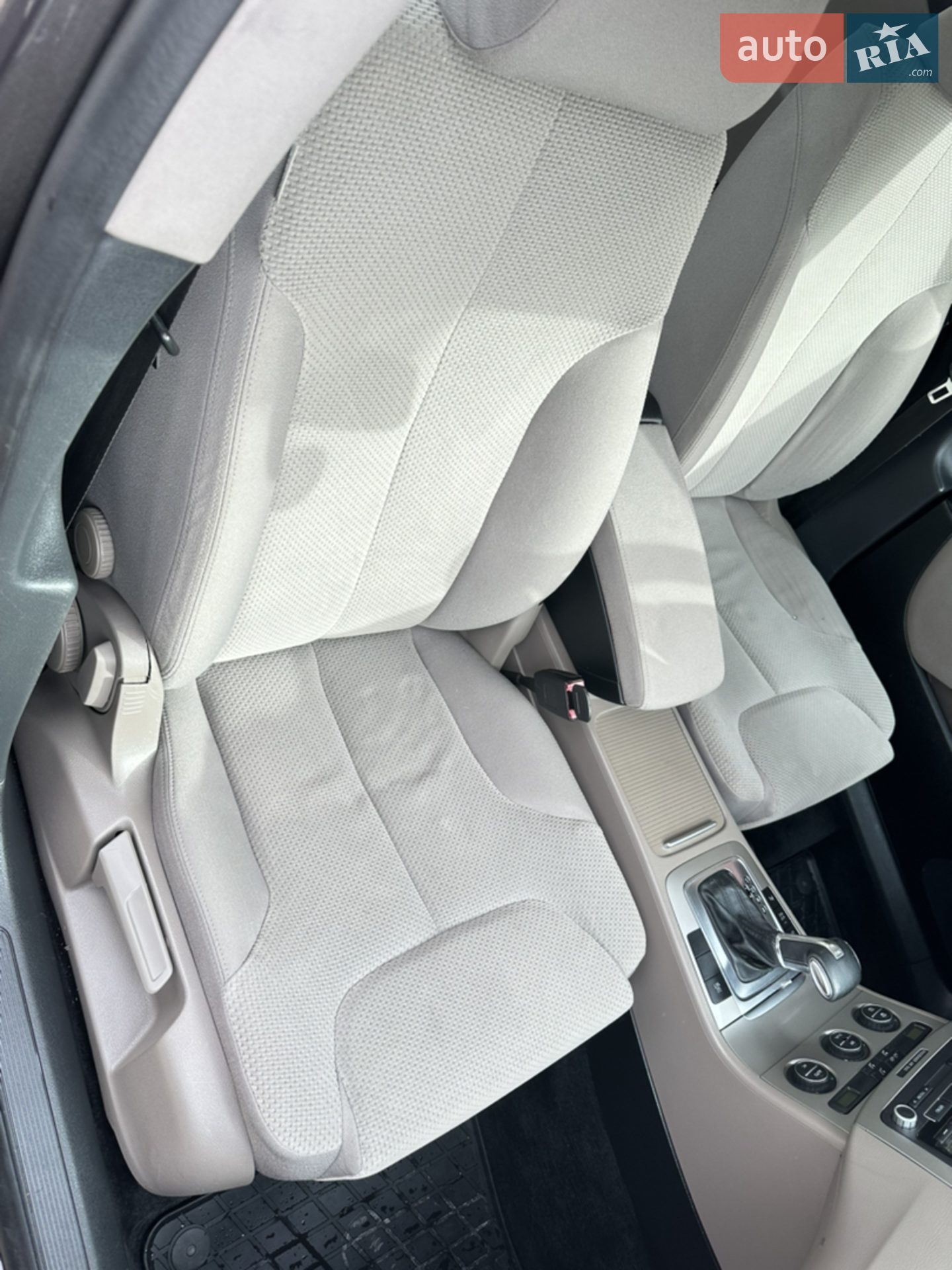 Volkswagen Passat 2009 VIN WVWZZZ3CZ9E090648 фото оголошення 25 з 32