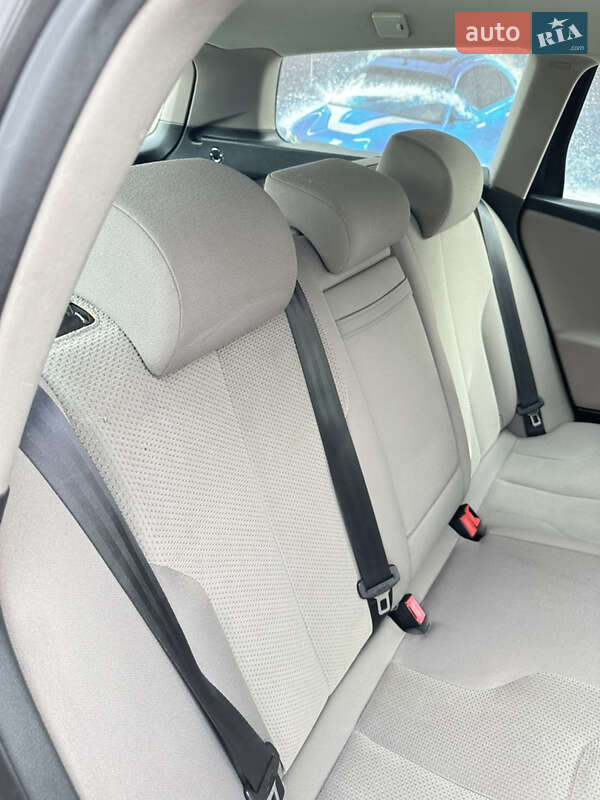 Универсал Volkswagen Passat 2009 в Новой Ушице