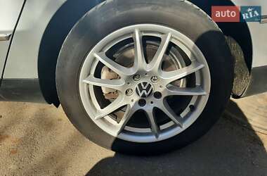 Седан Volkswagen Passat 2008 в Кривому Розі