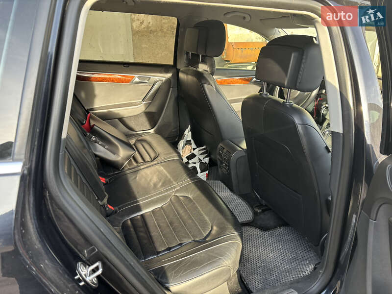 Универсал Volkswagen Passat 2011 в Кривом Роге