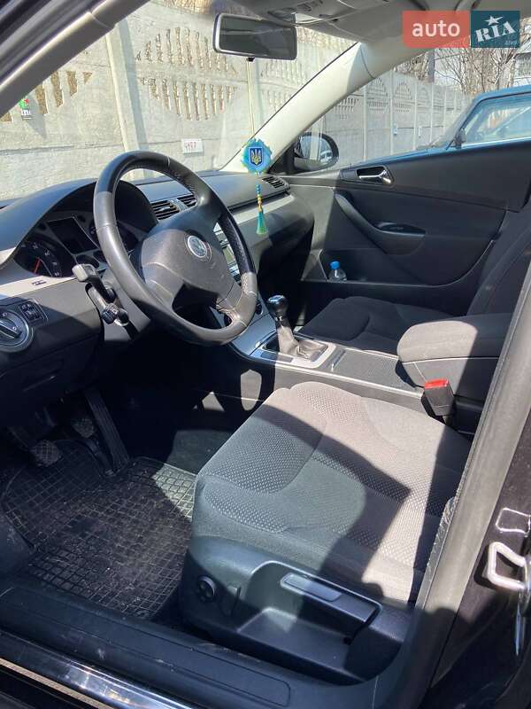 Седан Volkswagen Passat 2008 в Кривом Роге
