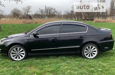 Седан Volkswagen Passat 2006 в Александрие