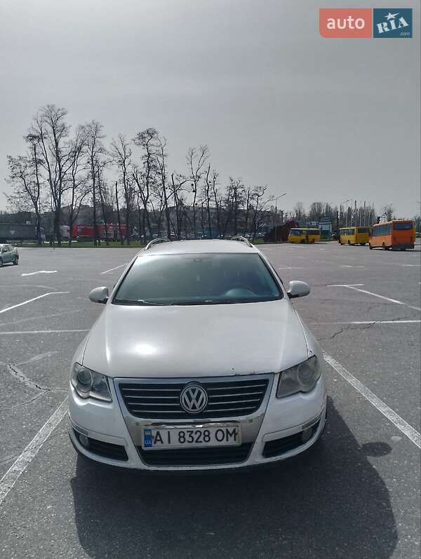 Універсал Volkswagen Passat 2008 в Василькові