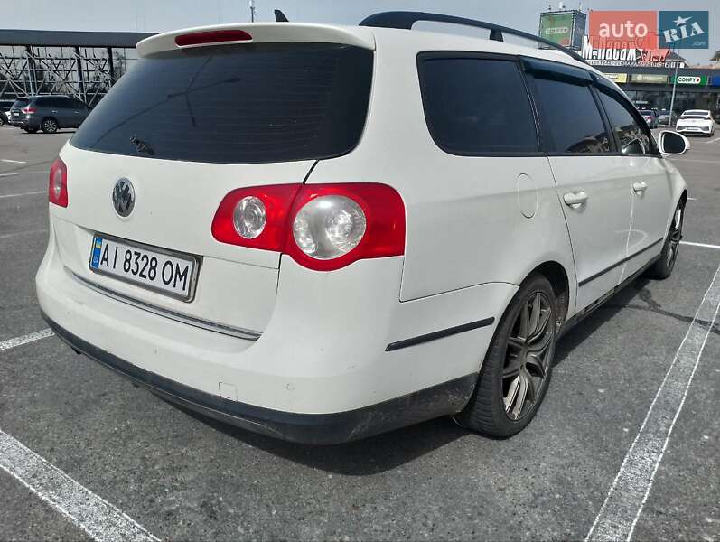 Універсал Volkswagen Passat 2008 в Василькові