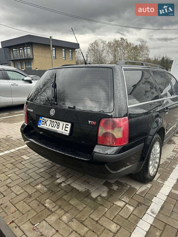 Универсал Volkswagen Passat 2001 в Костополе