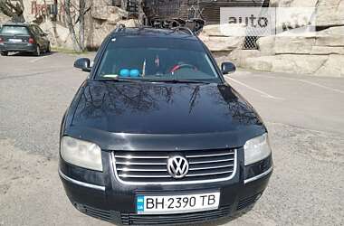 Универсал Volkswagen Passat 2004 в Одессе