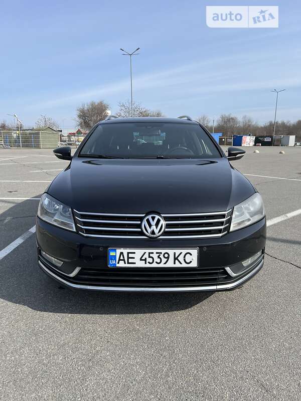 Универсал Volkswagen Passat 2014 в Днепре