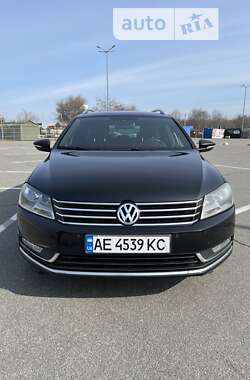 Универсал Volkswagen Passat 2014 в Днепре