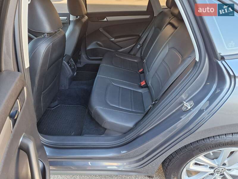 Седан Volkswagen Passat 2020 в Киеве