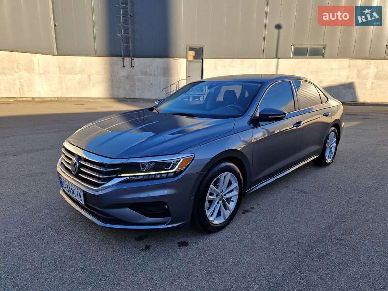 Седан Volkswagen Passat 2020 в Киеве