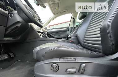 Седан Volkswagen Passat 2019 в 