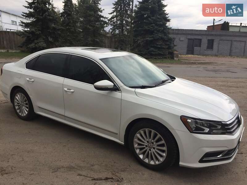 Седан Volkswagen Passat 2016 в Киеве