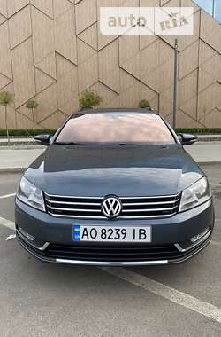 Універсал Volkswagen Passat 2013 в Мукачевому