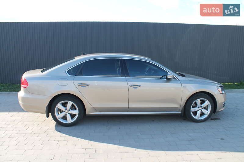 Седан Volkswagen Passat 2015 в Козове