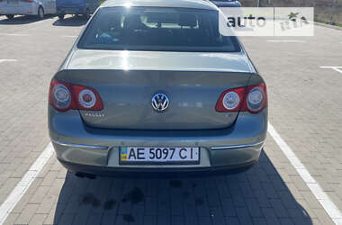 Седан Volkswagen Passat 2008 в Києві