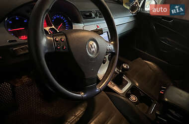 Седан Volkswagen Passat 2008 в Старом Самборе