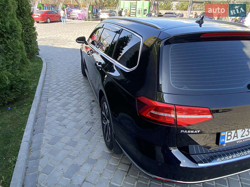 Універсал Volkswagen Passat 2017 в Кропивницькому
