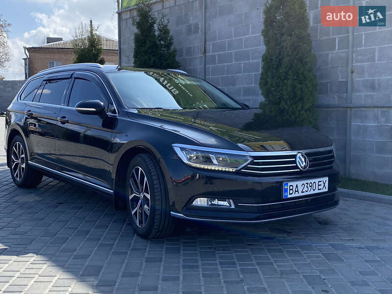 Універсал Volkswagen Passat 2017 в Кропивницькому